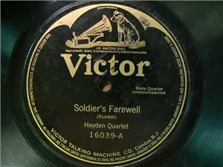 small_victor 16039 a.webp